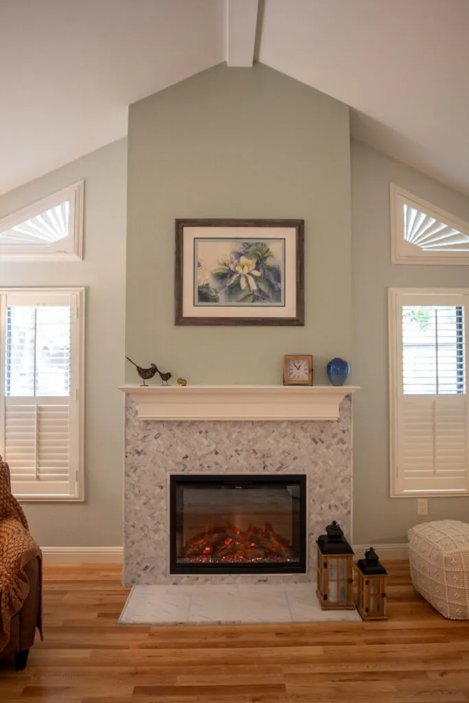 Casa De Lago Fireplace