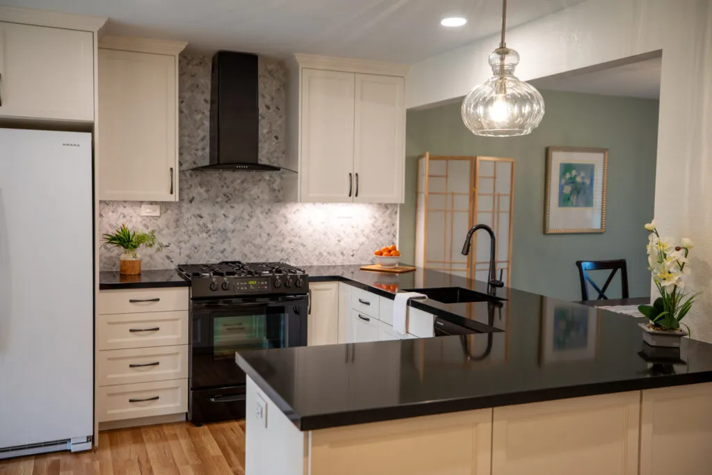 Casa De Lago Kitchen